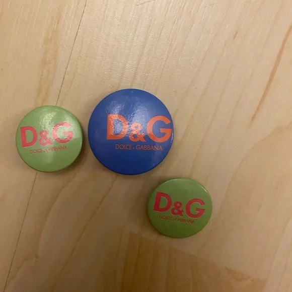 Dolce & Gabbana Colorful Logo Button Trio - Picture 8 of 9